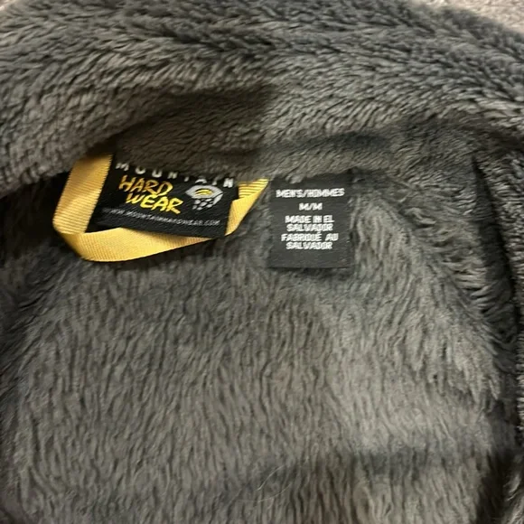 mountain hardwear soft zip up - Picture 3 of 4